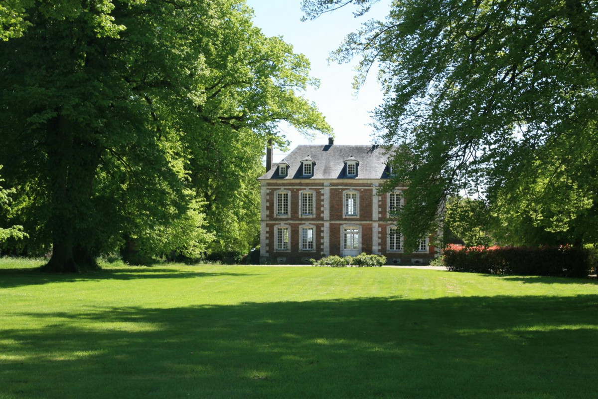 photo 0